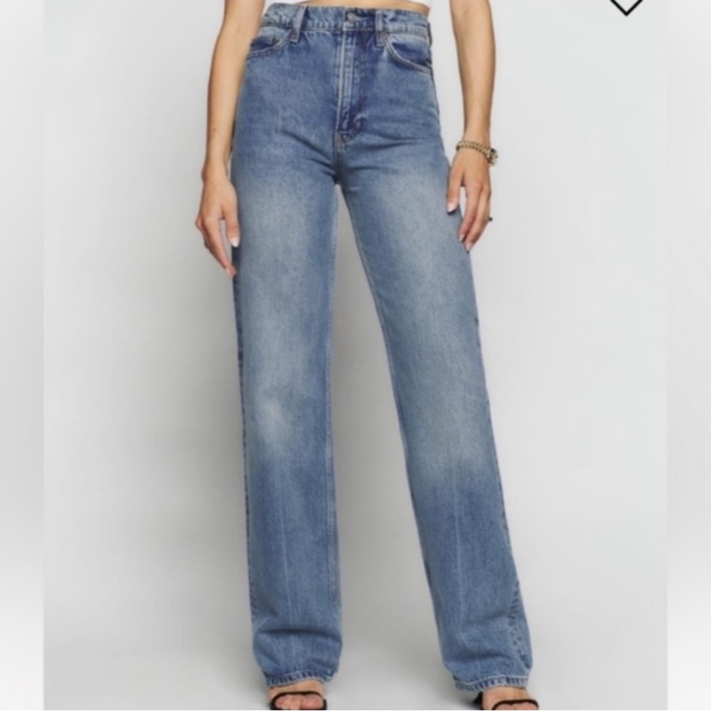 Reformation Teigan High Cigarette Jean in Aegean Wash. size 25